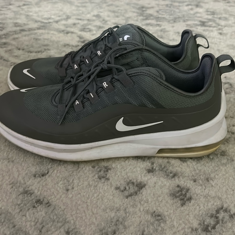 Men’s Nike AirMax